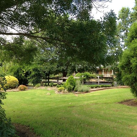 Picton Valley Motel Australia Bagian luar foto