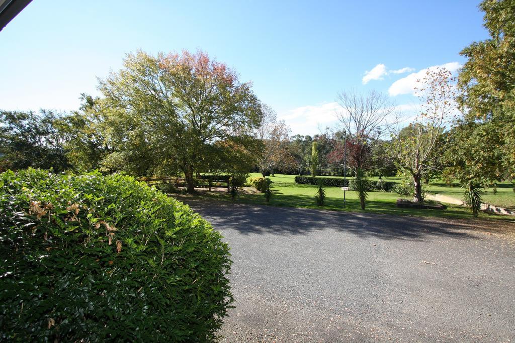 Picton Valley Motel Australia Bagian luar foto