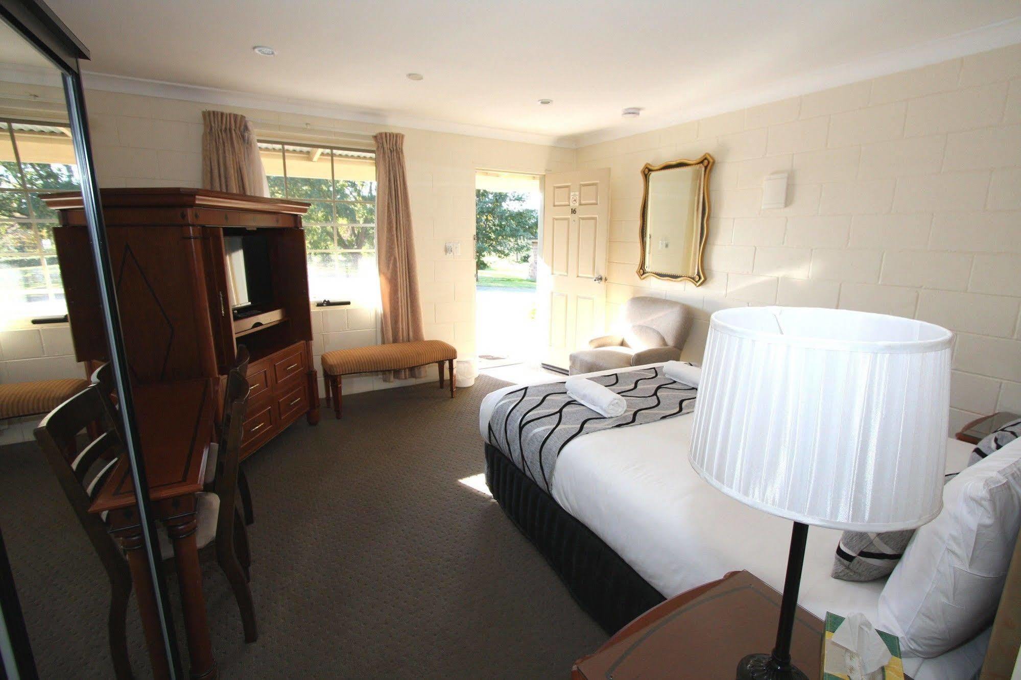 Picton Valley Motel Australia Bagian luar foto
