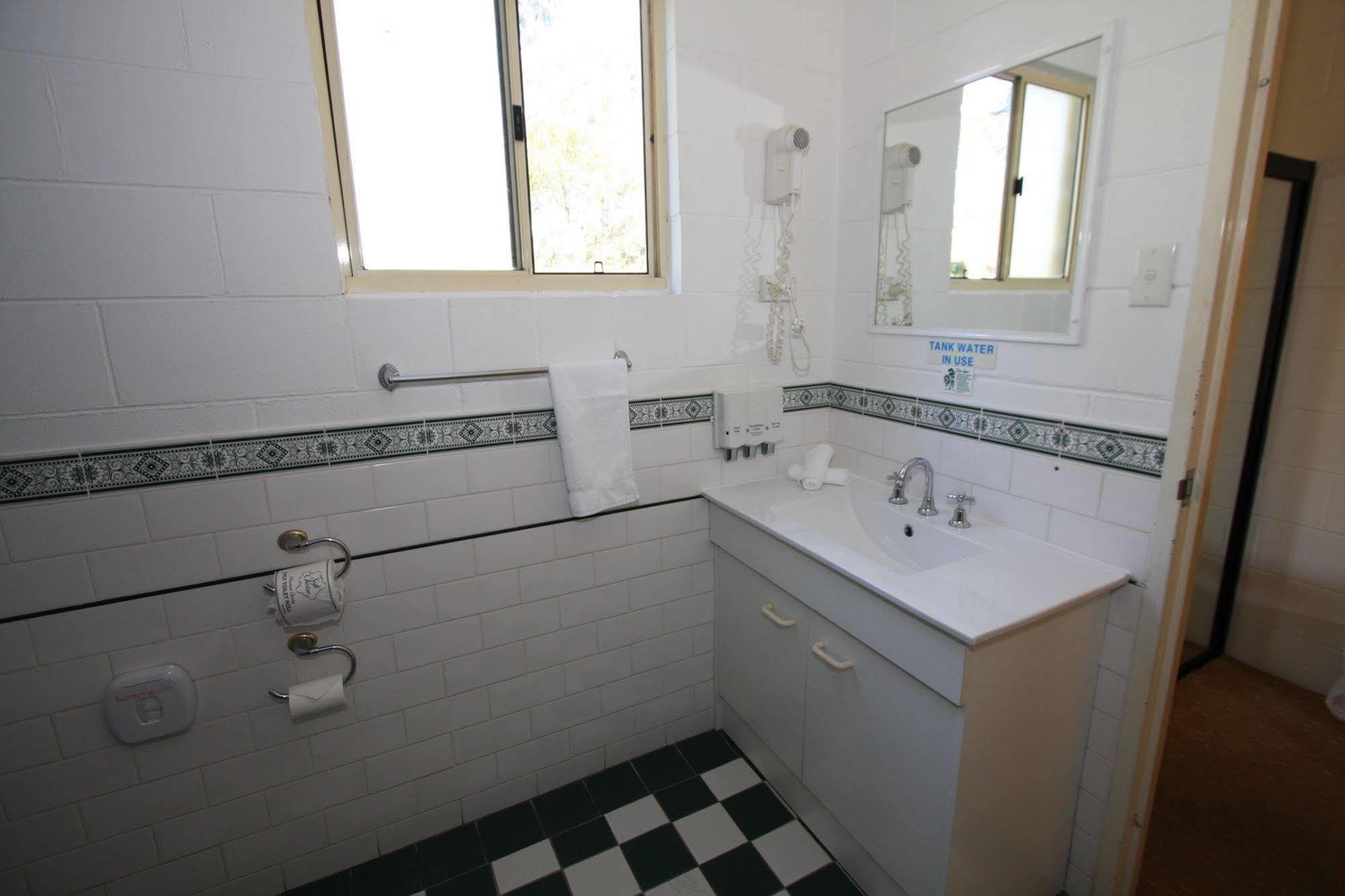 Picton Valley Motel Australia Bagian luar foto