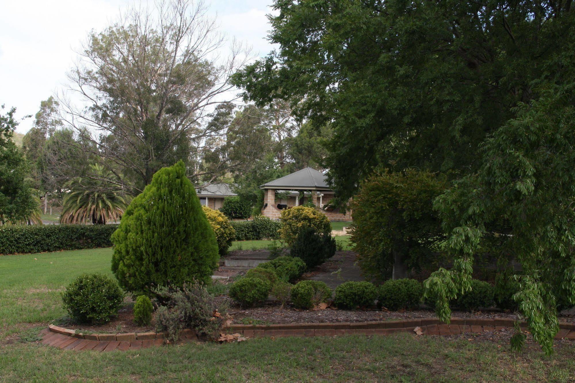Picton Valley Motel Australia Bagian luar foto